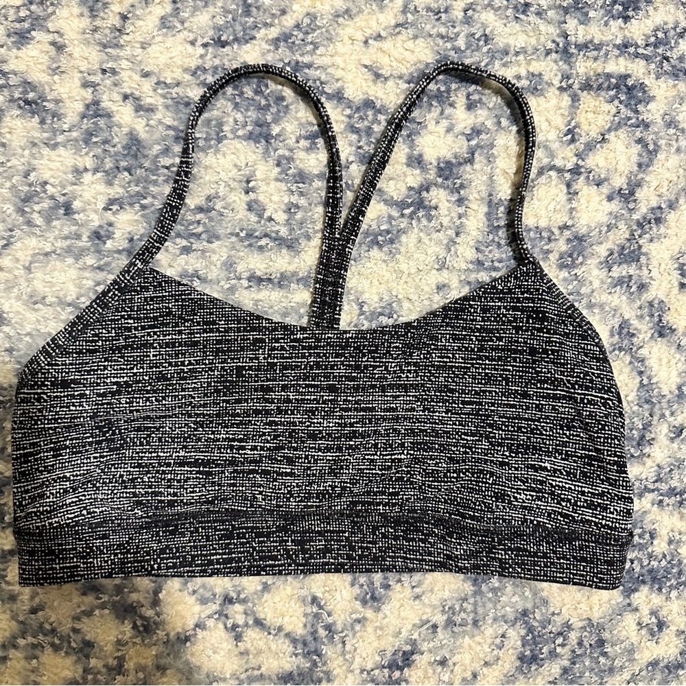 Lulu Lemon Nulu Y A-C sports bra